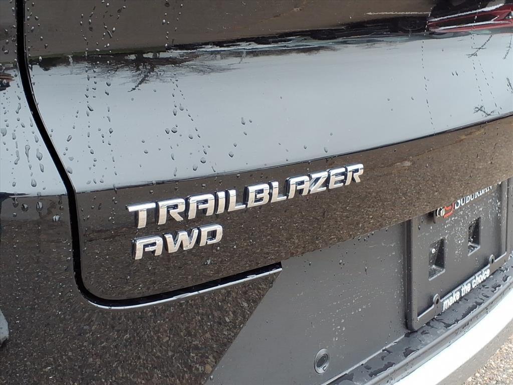 new 2026 Chevrolet TrailBlazer car, priced at $27,623