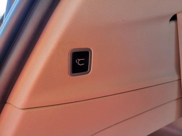 used 2022 Chrysler Pacifica car, priced at $22,991