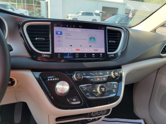 used 2022 Chrysler Pacifica car, priced at $22,991