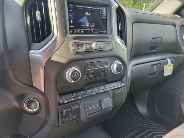 new 2025 GMC Sierra 1500 car, priced at $44,045