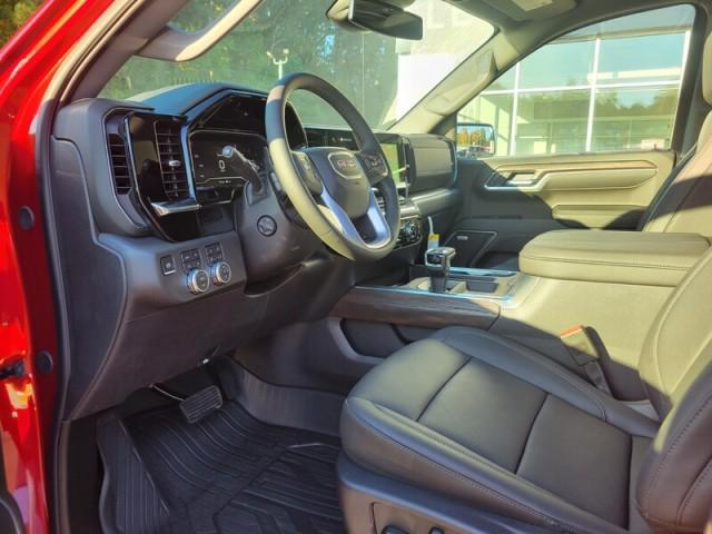 new 2025 GMC Sierra 1500 car, priced at $64,370