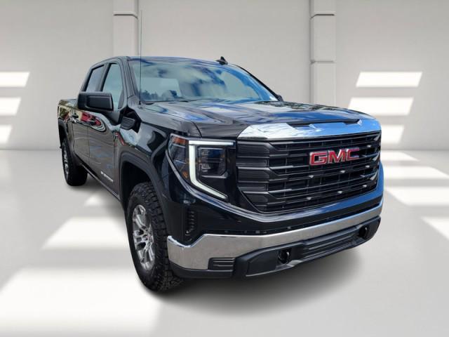 new 2025 GMC Sierra 1500 car, priced at $49,235