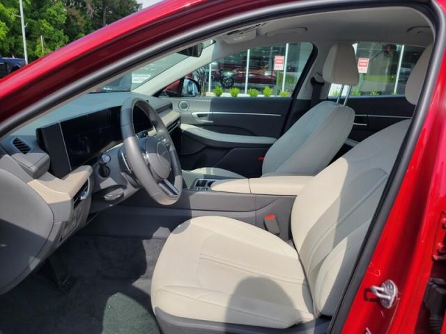 used 2024 Hyundai Sonata Hybrid car, priced at $24,900