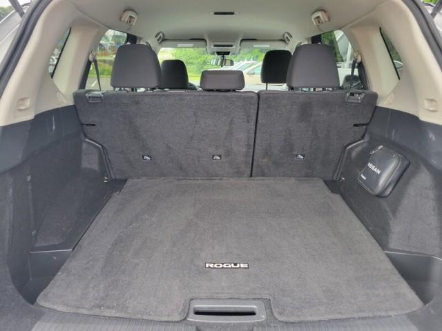 used 2024 Nissan Rogue car, priced at $21,900