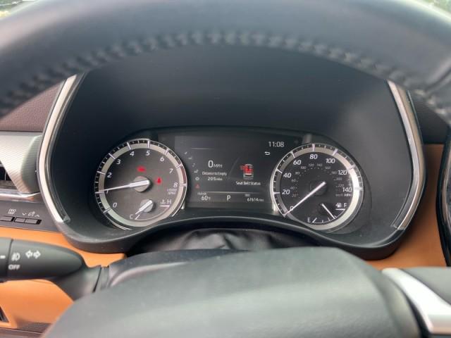 used 2022 Toyota Highlander car, priced at $36,900