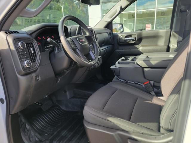 new 2025 GMC Sierra 1500 car, priced at $47,895