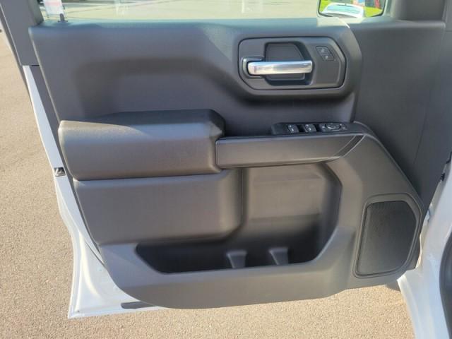 new 2025 GMC Sierra 1500 car, priced at $45,095