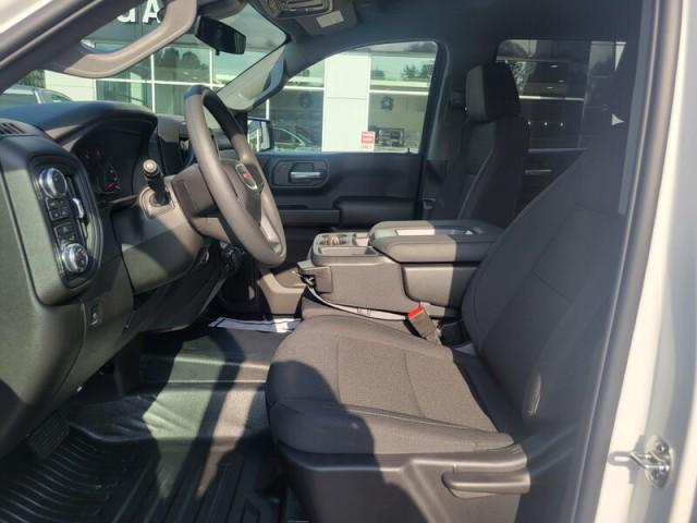 new 2025 GMC Sierra 1500 car, priced at $45,095