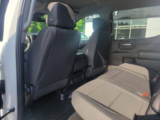 new 2025 GMC Sierra 1500 car, priced at $45,095