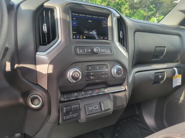 new 2025 GMC Sierra 1500 car, priced at $45,095