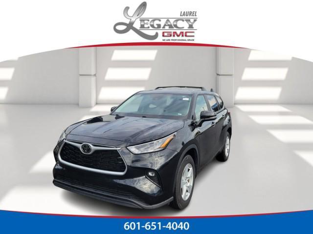 used 2023 Toyota Highlander car, priced at $34,669