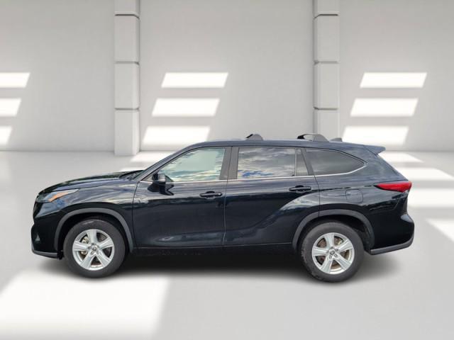 used 2023 Toyota Highlander car, priced at $34,669