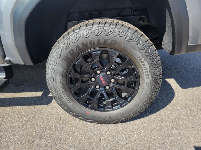 new 2026 GMC Canyon car, priced at $44,620