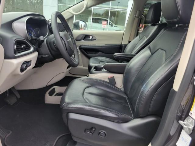 used 2022 Chrysler Pacifica car, priced at $19,985