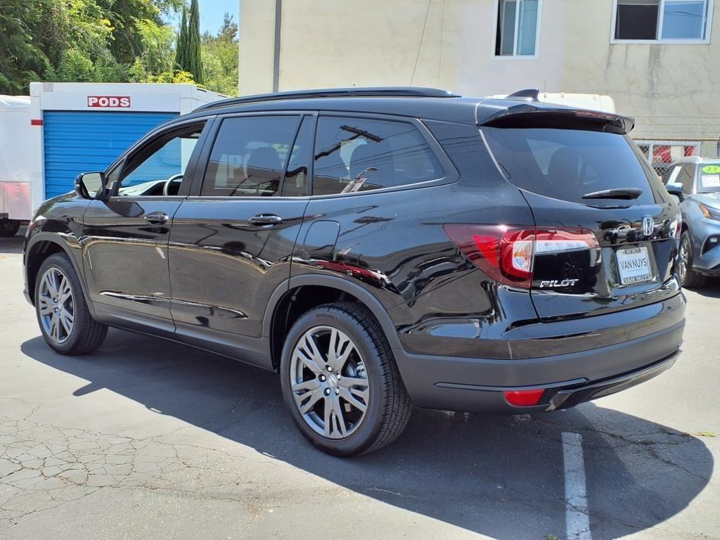 used 2022 Honda Pilot car, priced at $29,995