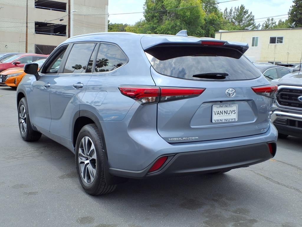 used 2023 Toyota Highlander car, priced at $37,995
