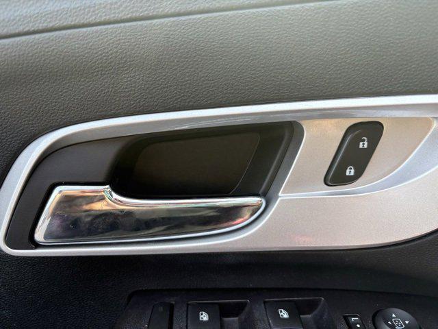 used 2016 Chevrolet Equinox car, priced at $10,980