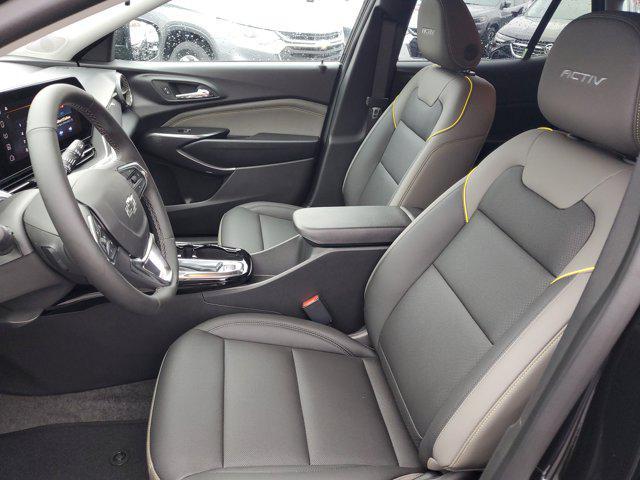 new 2025 Chevrolet Trax car, priced at $25,063