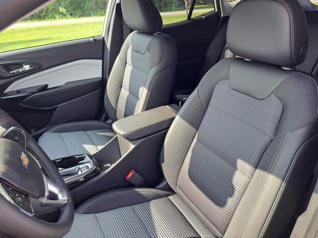 new 2025 Chevrolet Trax car, priced at $24,148