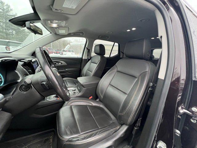 used 2021 Chevrolet Traverse car, priced at $30,980