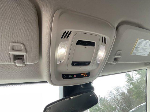 used 2022 Buick Envision car, priced at $28,980