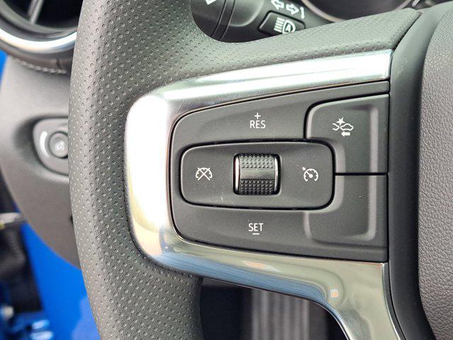 new 2025 Chevrolet Blazer car, priced at $35,072