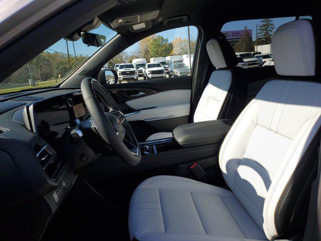 new 2026 Chevrolet Traverse car, priced at $55,118