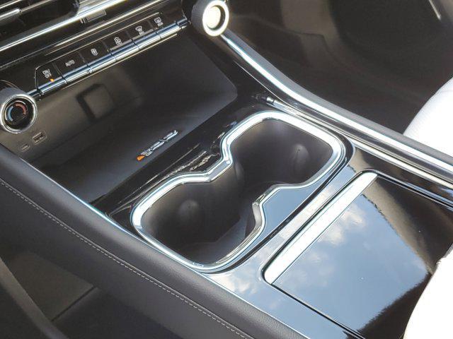 new 2026 Chevrolet Traverse car, priced at $55,118