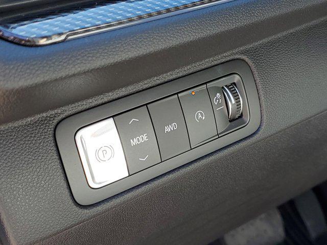 new 2026 Chevrolet Traverse car, priced at $55,118