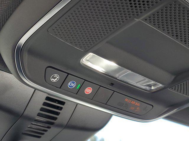 new 2026 Chevrolet Traverse car, priced at $55,118