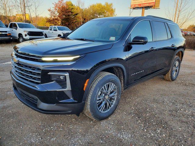 new 2025 Chevrolet Traverse car, priced at $40,494