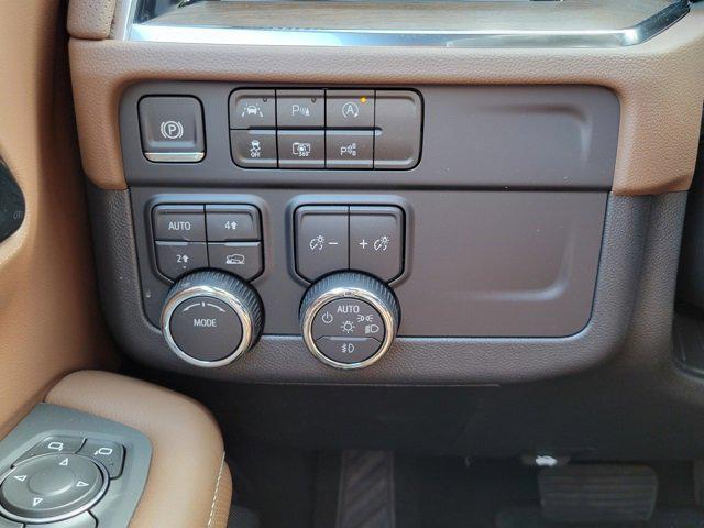 new 2025 Chevrolet Suburban car, priced at $80,285