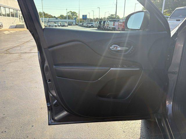 used 2019 Jeep Cherokee car, priced at $16,980