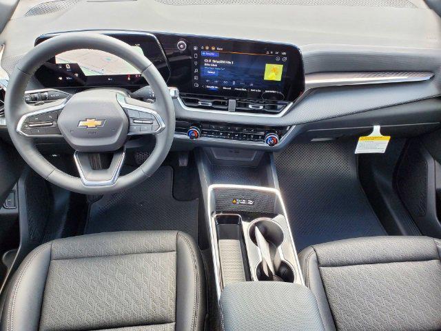 new 2025 Chevrolet Equinox car, priced at $30,721