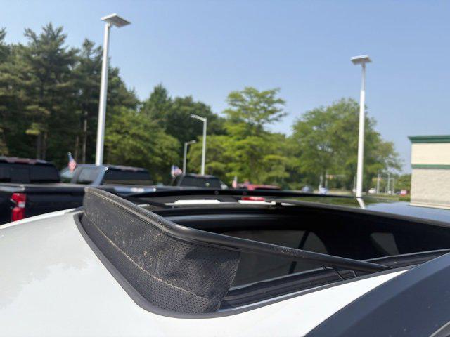used 2022 Chevrolet Equinox car, priced at $24,980