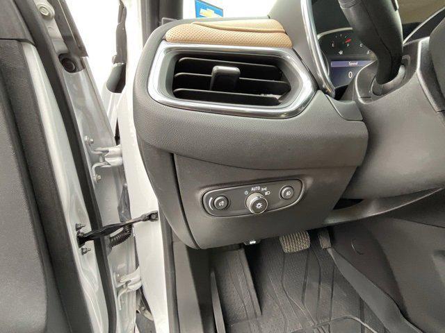 used 2022 Chevrolet Equinox car, priced at $25,980