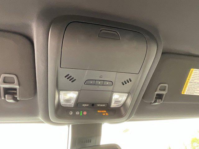 used 2022 Chevrolet Equinox car, priced at $25,980