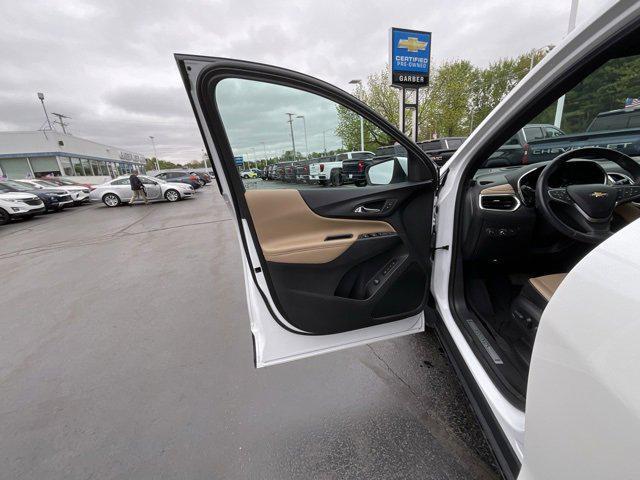 used 2022 Chevrolet Equinox car, priced at $25,980