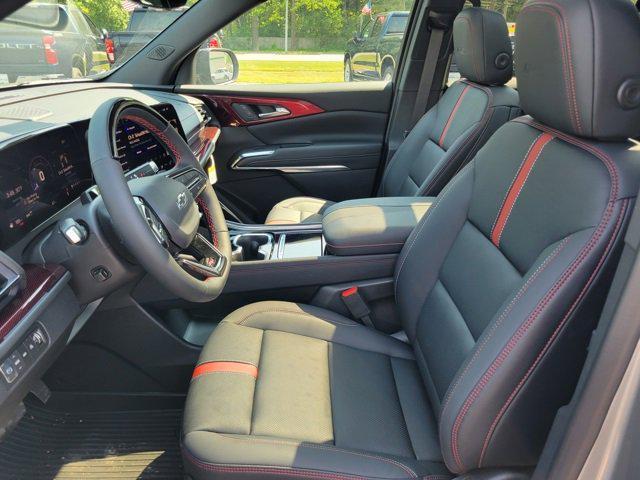 new 2025 Chevrolet Traverse car, priced at $54,803