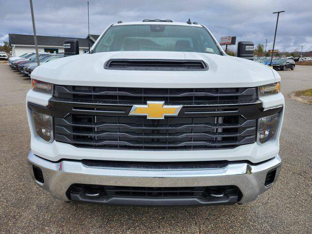 new 2025 Chevrolet Silverado 3500 car, priced at $53,705