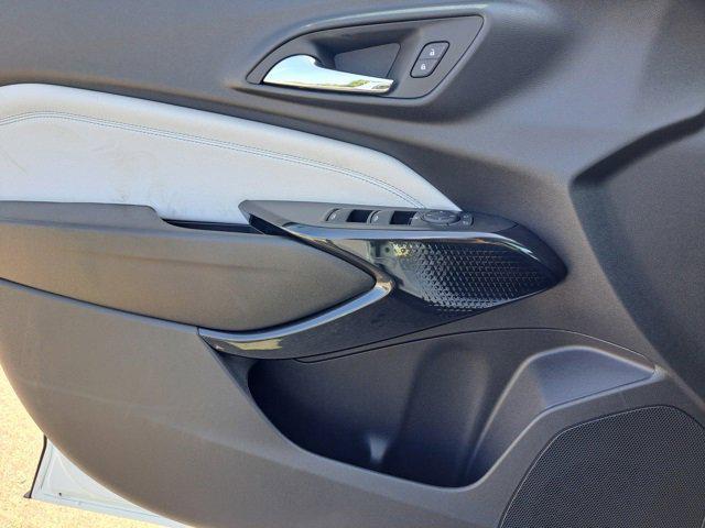 new 2025 Chevrolet Trax car, priced at $24,148