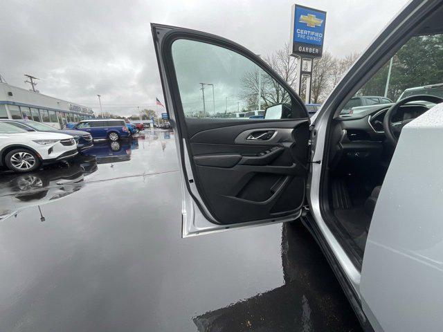 used 2019 Chevrolet Traverse car, priced at $22,480