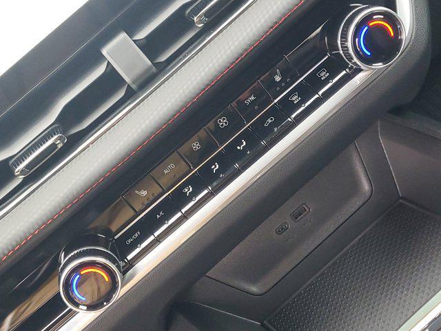 new 2026 Chevrolet Equinox car, priced at $35,415