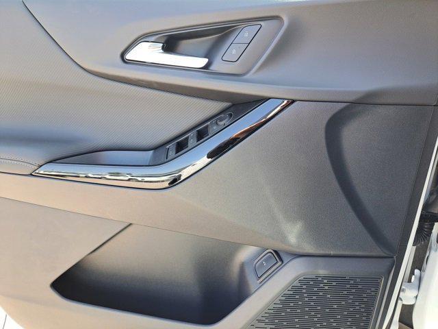 new 2026 Chevrolet Equinox car, priced at $32,286