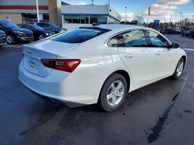 new 2025 Chevrolet Malibu car, priced at $25,874