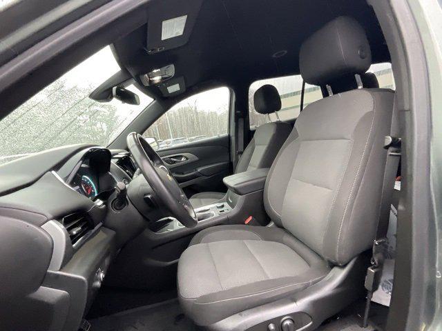 used 2022 Chevrolet Traverse car, priced at $31,983