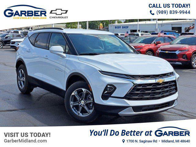 new 2025 Chevrolet Blazer car, priced at $35,072