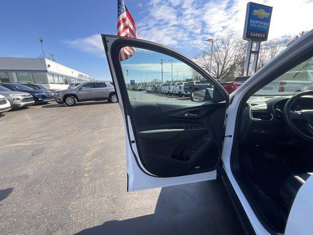 used 2022 Chevrolet Equinox car, priced at $26,500