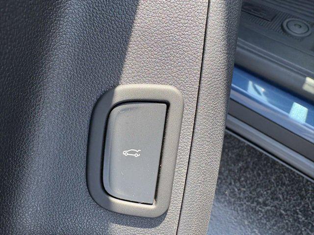 used 2024 Chevrolet Traverse car, priced at $38,983