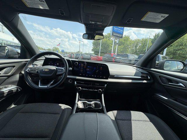 used 2024 Chevrolet Traverse car, priced at $38,983